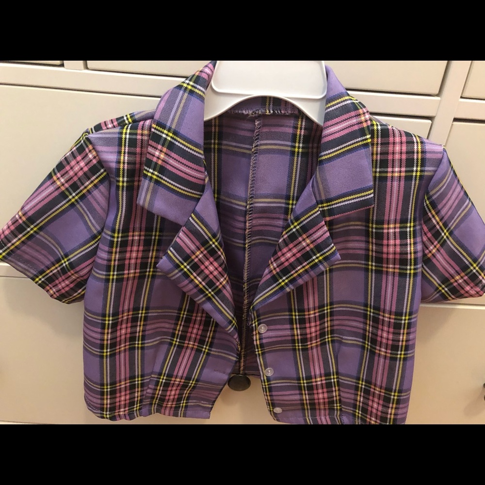 Cropped plaid shirt